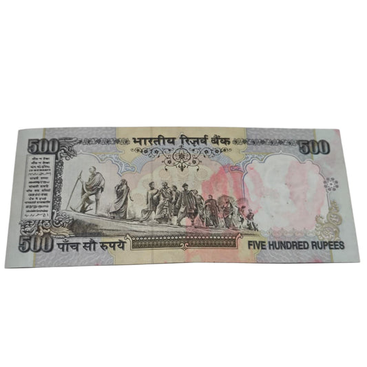 Rs 500 old Issue C rangrajan sign serial no 621551 silver thread note
